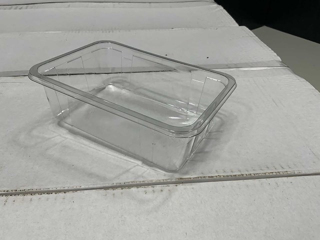 Plastic schalen (6500x) - afbeelding 1 van  4