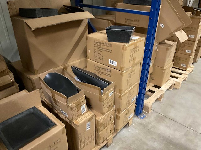 Plastic schalen en bakken - afbeelding 5 van  11