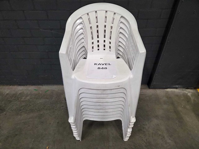 Plastic tuinstoel (10x) - afbeelding 1 van  2