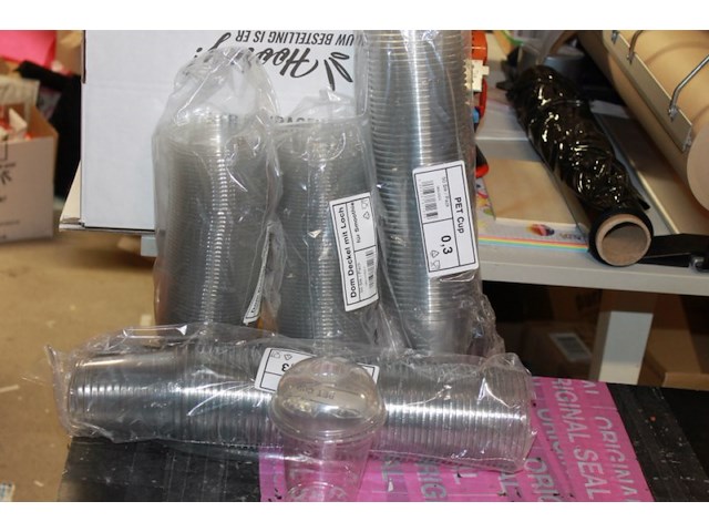 Plastic wegwerpbeker met deksel - afbeelding 4 van  5