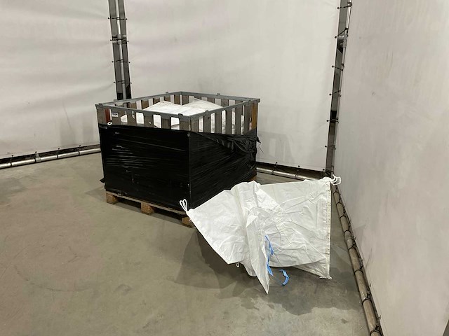 Plastic zakken (640x) - afbeelding 1 van  7