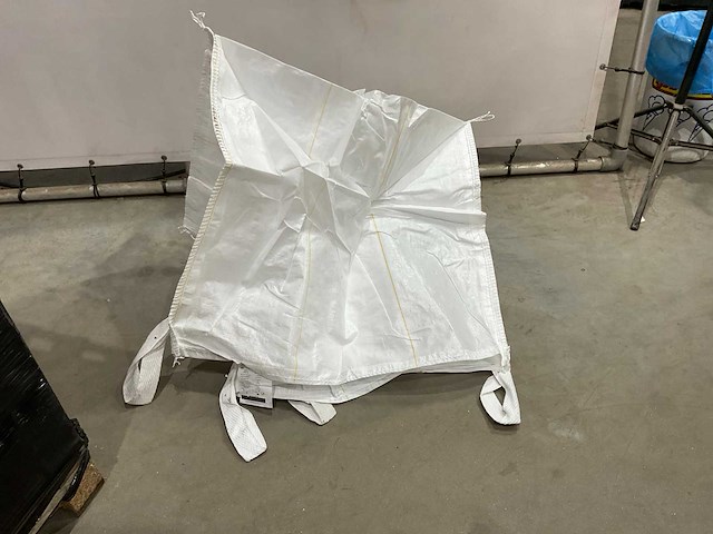 Plastic zakken (640x) - afbeelding 6 van  7