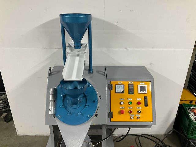 Plastic/kruiden granulator - afbeelding 5 van  6