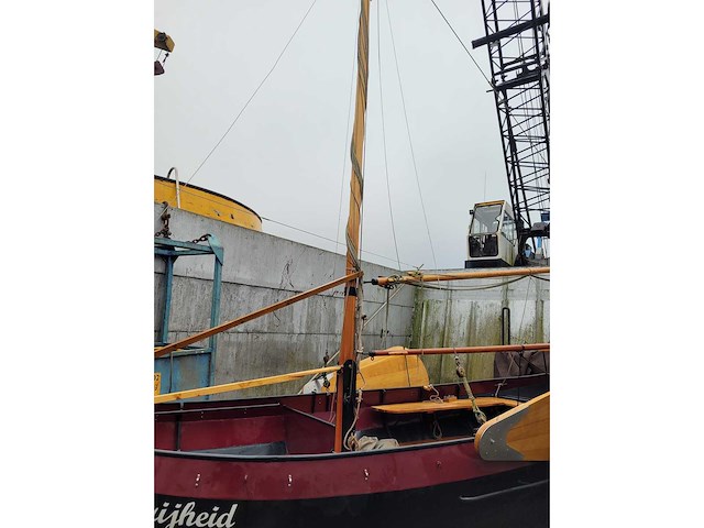 Platbodem zeilboot ‘vrijheid’ - afbeelding 28 van  54