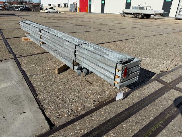 Platdak - staalconstructie 4.90 x 12.00 meter (59m2) - afbeelding 2 van  9