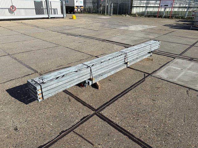 Platdak - staalconstructie 4.90 x 12.00 meter (59m2) - afbeelding 4 van  9