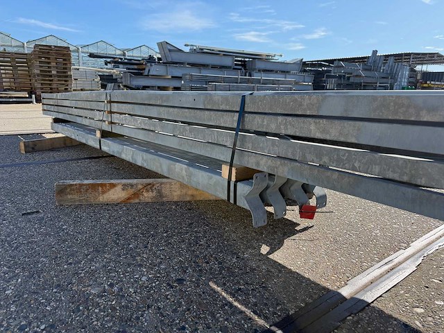 Platdak - staalconstructie 4.90 x 12.00 meter (59m2) - afbeelding 7 van  9