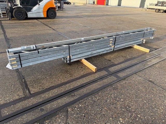 Platdak - staalconstructie 4.90 x 12.00 meter (59m2) - afbeelding 6 van  8