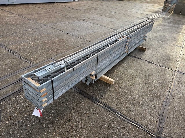 Platdak - staalconstructie 4.90 x 16.00 meter (78m2) - afbeelding 2 van  9