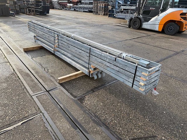 Platdak - staalconstructie 4.90 x 16.00 meter (78m2) - afbeelding 4 van  9