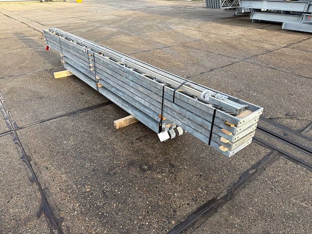 Platdak - staalconstructie 4.90 x 16.00 meter (78m2) - afbeelding 9 van  9