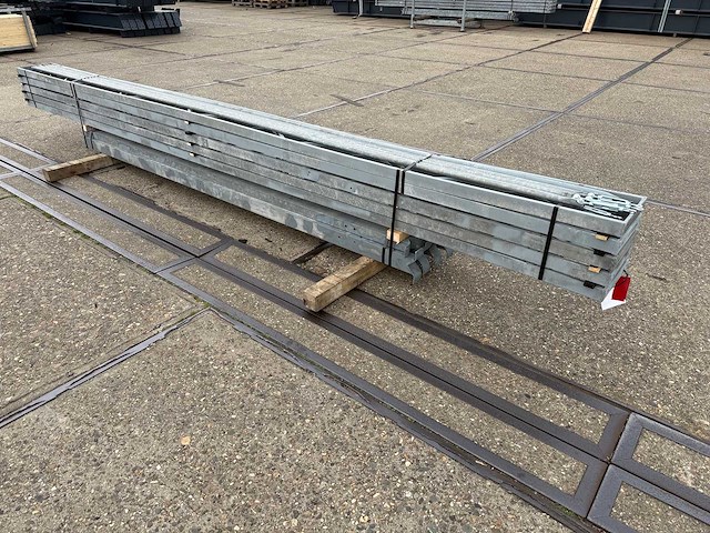 Platdak - staalconstructie 4.90 x 16.00 meter (78m2) - afbeelding 3 van  9