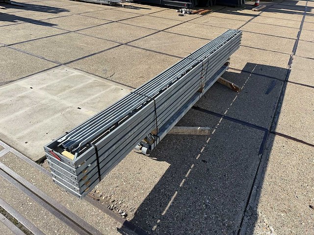 Platdak - staalconstructie 4.90 x 20.00 meter (98m2) - afbeelding 8 van  9