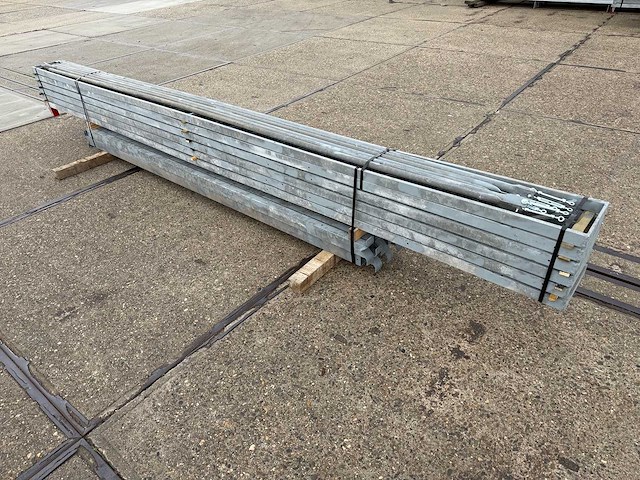 Platdak - staalconstructie 4.90 x 20.00 meter (98m2) - afbeelding 2 van  11