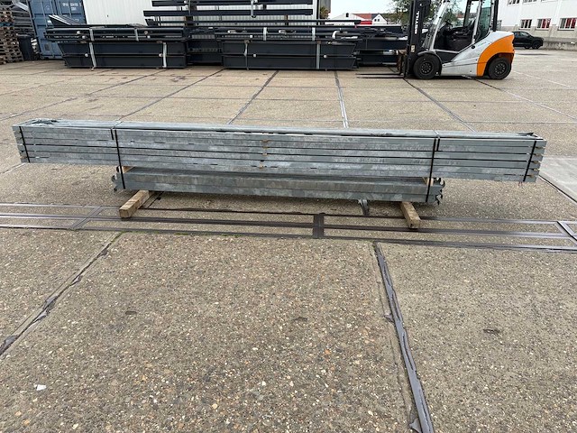 Platdak - staalconstructie 4.90 x 20.00 meter (98m2) - afbeelding 7 van  11
