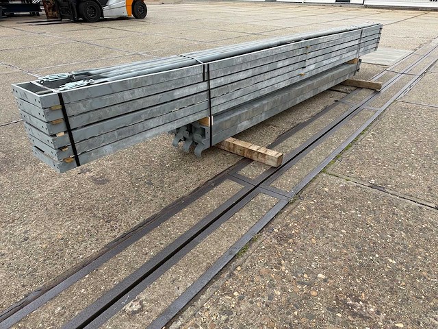 Platdak - staalconstructie 4.90 x 20.00 meter (98m2) - afbeelding 8 van  11