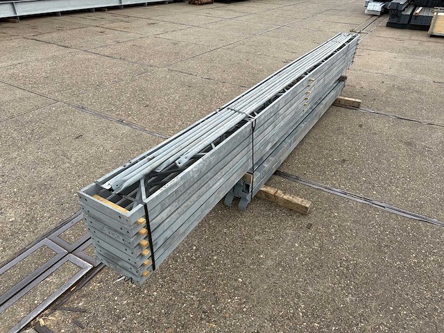 Platdak - staalconstructie 4.90 x 24.00 meter (118m2) - afbeelding 3 van  8