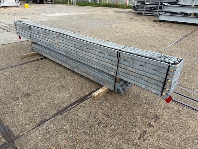 Platdak - staalconstructie 4.90 x 24.00 meter (118m2) - afbeelding 7 van  8