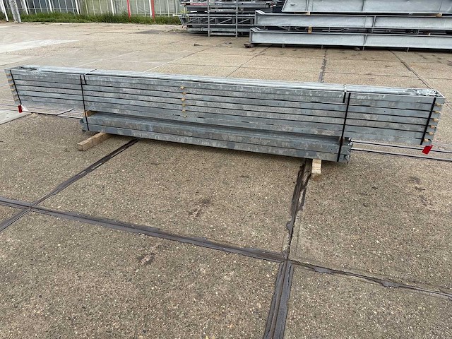 Platdak - staalconstructie 4.90 x 24.00 meter (118m2) - afbeelding 8 van  8