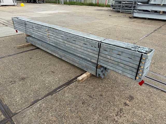 Platdak - staalconstructie 4.90 x 24.00 meter (118m2) - afbeelding 8 van  8