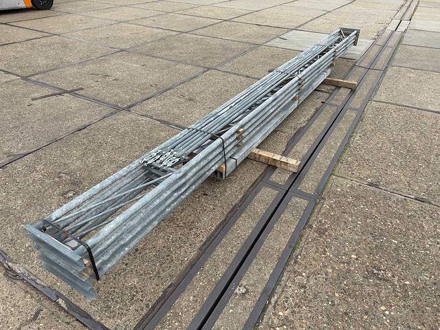 Platdak - staalconstructie 6.40 x 12.00 meter (77m2) - afbeelding 5 van  8