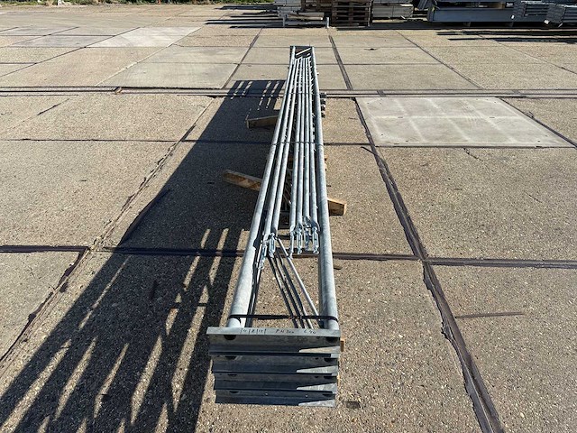 Platdak - staalconstructie 6.40 x 12.00m (77m2) - afbeelding 5 van  8