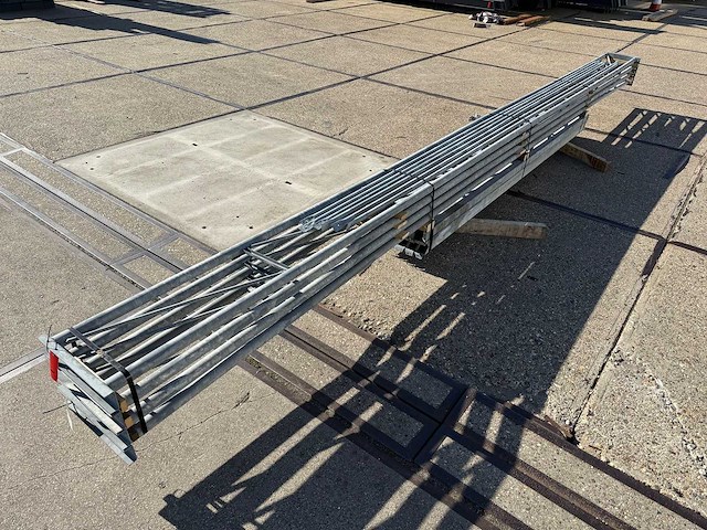 Platdak - staalconstructie 6.40 x 12.00m (77m2) - afbeelding 7 van  8