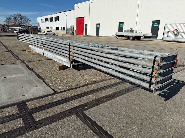 Platdak - staalconstructie 6.40 x 16.00 meter (102m2) - afbeelding 2 van  8