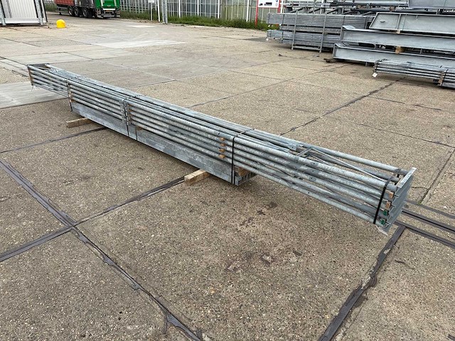 Platdak - staalconstructie 6.40 x 16.00 meter (102m2) - afbeelding 3 van  11