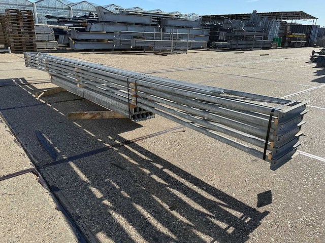 Platdak - staalconstructie 6.40 x 16.00 meter (102m2) - afbeelding 5 van  9