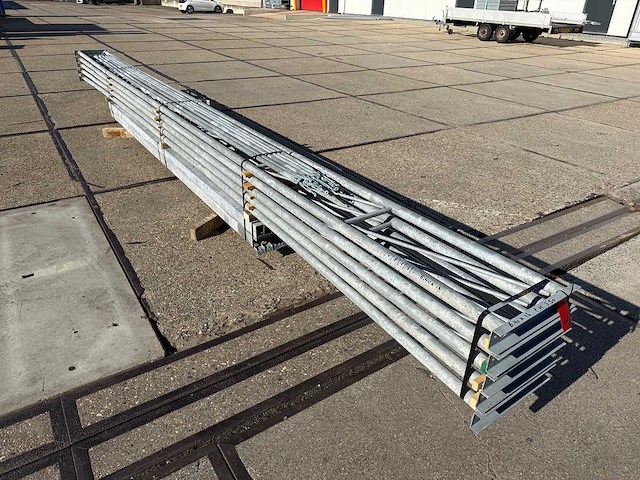 Platdak - staalconstructie 6.40 x 16.00 meter (102m2) - afbeelding 2 van  6