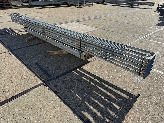 Platdak - staalconstructie 6.40 x 16.00 meter (102m2) - afbeelding 4 van  6
