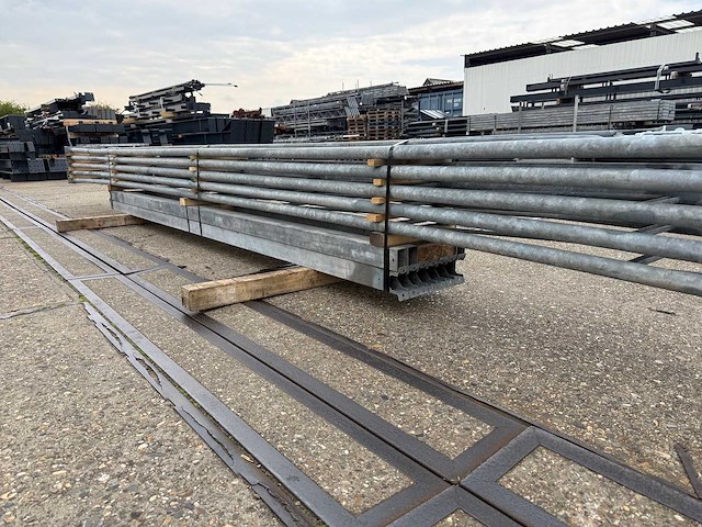 Platdak - staalconstructie 6.40 x 16.00 meter (102m2) - afbeelding 5 van  6