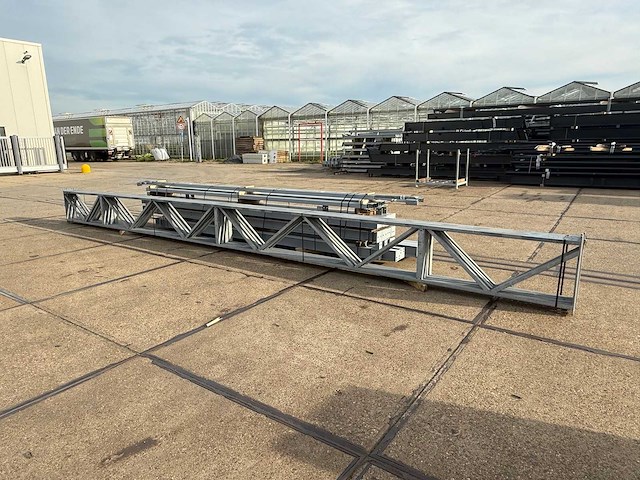 Platdak - staalconstructie 9.60 x 25.00 meter (240m2) - afbeelding 8 van  11