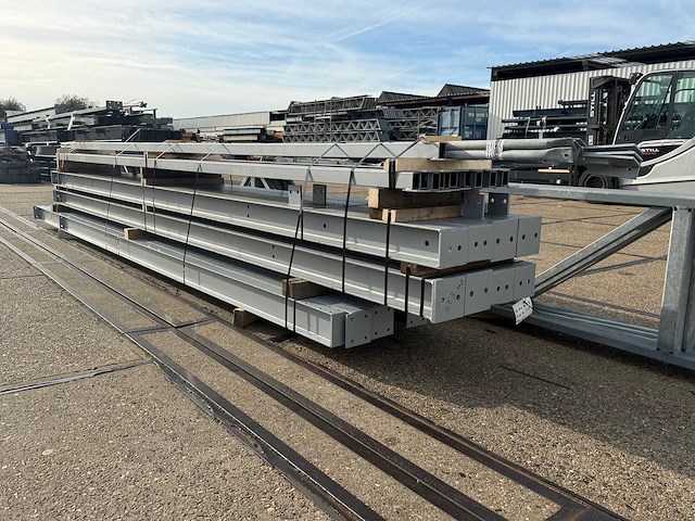 Platdak - staalconstructie 9.60 x 25.00 meter (240m2) - afbeelding 2 van  11