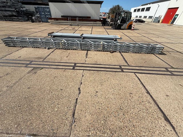 Platdak - staalconstructie 9.70 x 25.00 meter (242m2) - afbeelding 8 van  10