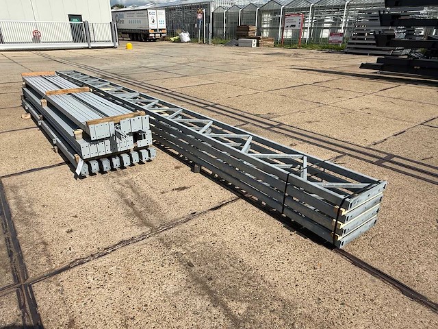 Platdak - staalconstructie 9.70 x 25.00 meter (242m2) - afbeelding 10 van  10