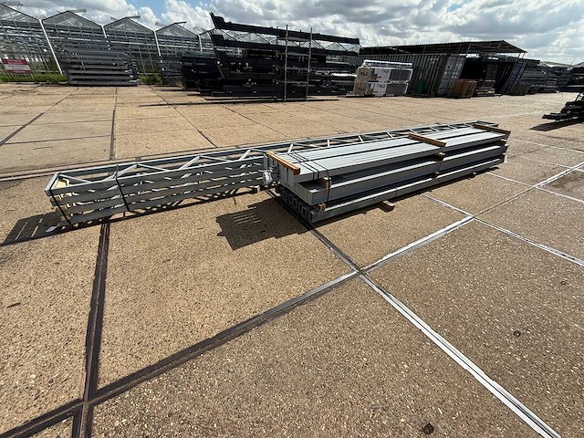 Platdak - staalconstructie 9.70 x 25.00 meter (242m2) - afbeelding 1 van  12