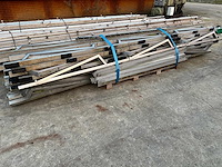 Platdak onderconstructie (zuid) t.b.v. 108 zonnepanelen - afbeelding 1 van  7