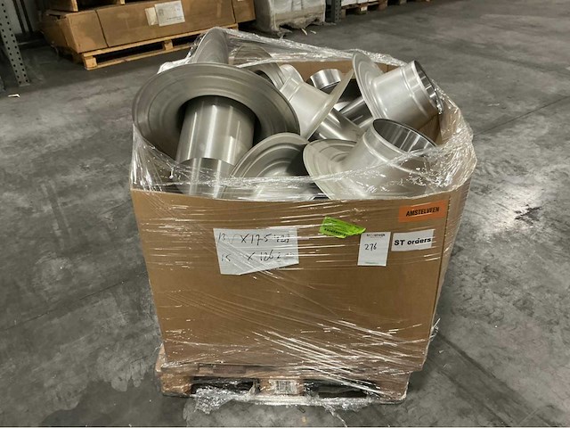 Platdak ontluchting dubbelwandig ø 200mm (15x) - afbeelding 1 van  3