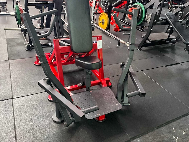 Plate loaded chest press - afbeelding 4 van  6