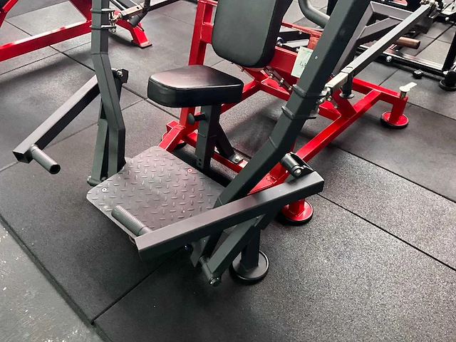 Plate loaded chest press - afbeelding 5 van  6