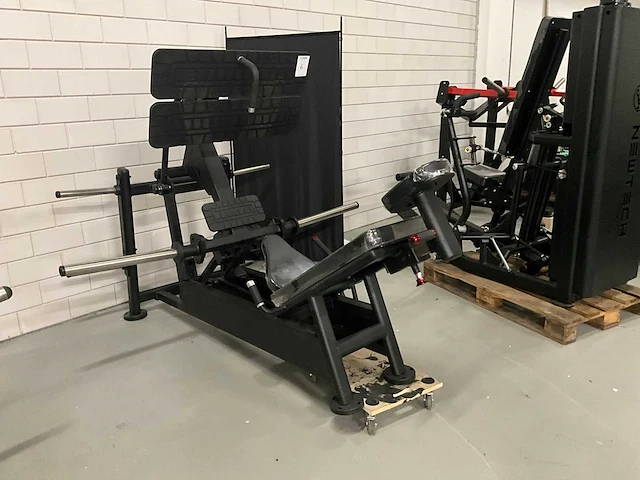 Plate loaded leg press - afbeelding 2 van  7