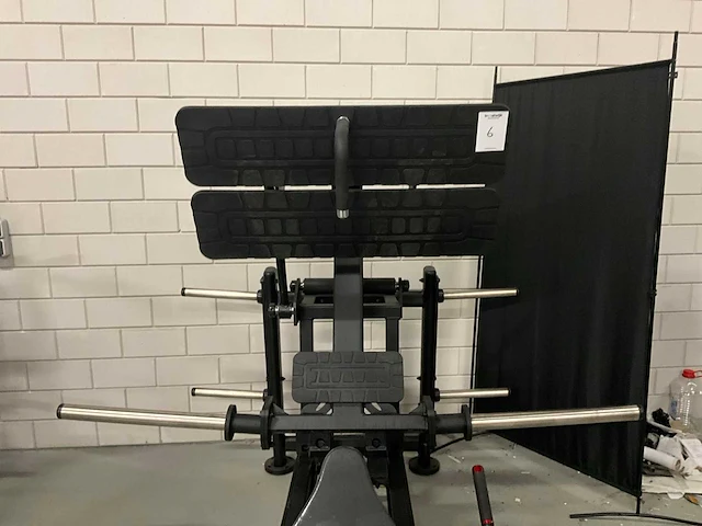 Plate loaded leg press - afbeelding 3 van  7