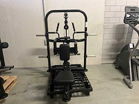 Plate loaded rear delt row machine - afbeelding 2 van  9