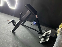 Plate loaded t-bar row - afbeelding 2 van  5