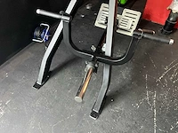 Plate loaded t-bar row - afbeelding 3 van  5