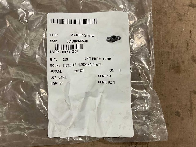 Plate self-locking nut (339x) - afbeelding 1 van  4