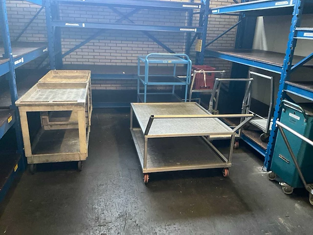 Plateau/ etagewagen (11x) - afbeelding 1 van  5