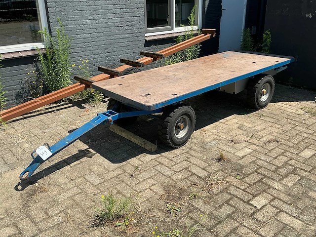 Plateau / materiaalwagen - afbeelding 1 van  7